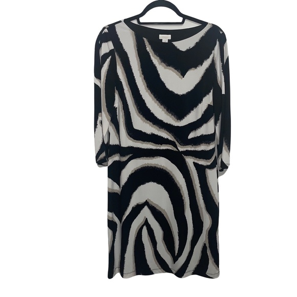 Chicos Knee Length 3/4 Split Sleeve Zebra Print Cold Shoulder Dress Sz 1 US/M8 - Picture 2 of 15